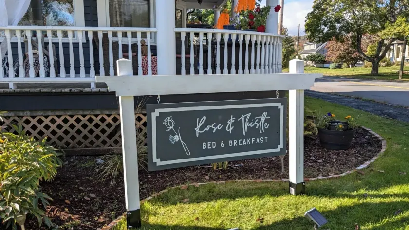 Rose & Thistle B&B Lunenburg - Image 1