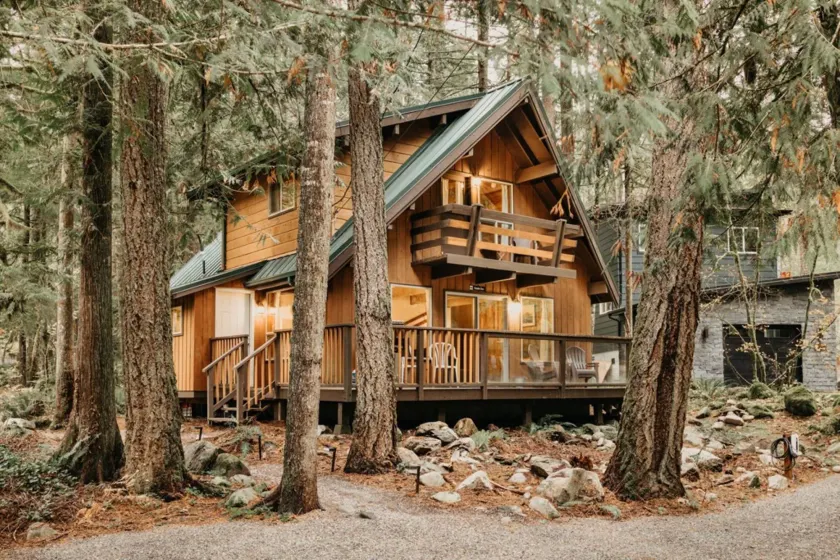 Glacier Springs Cabin 27 - A Private 2-story Pet-friendly Cabin Now With Wifi - Image 1