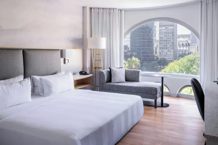 Montreal Marriott Chateau Champlain - Image 1