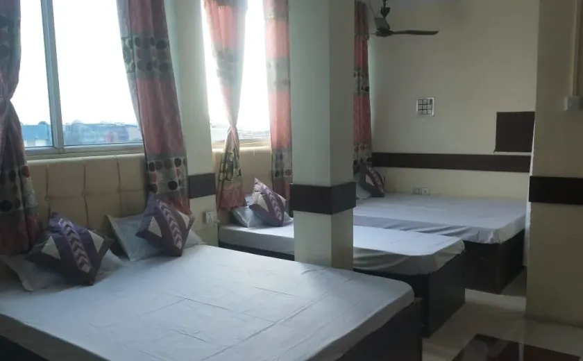 Hotel Riddhi Siddhi Restaurant & Bar - Image 1