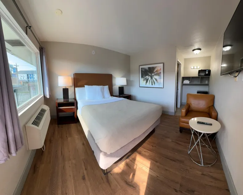 Harmony Inn and Suites - Image 1