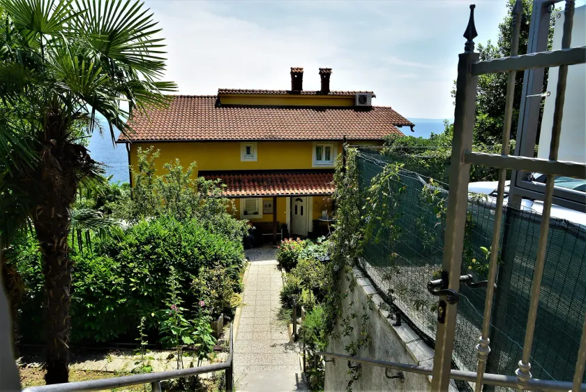 Apartments and Rooms Vila Irma - Image 1