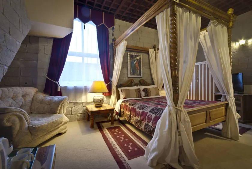 Dukes Folly Hotel - Room