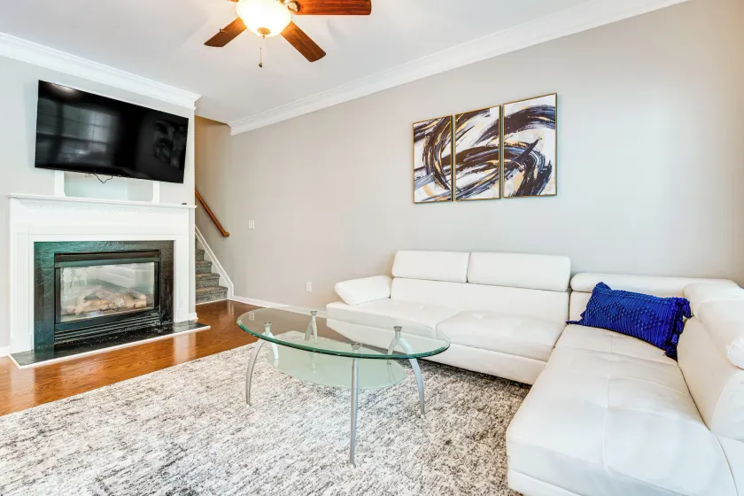 3 Mi to Avalon: Townhome w/ Balcony in Alpharetta! - Image 1