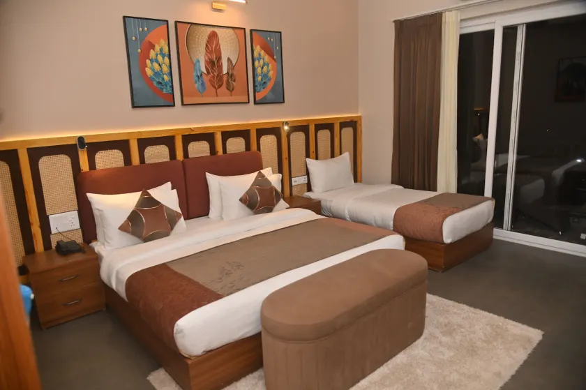 Aarush Hotel & Resort - Image 1