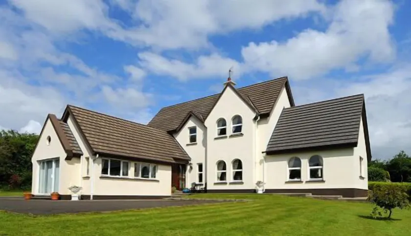 Whitethorn Lodge - Image 1