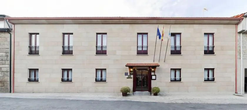 Hotel O Desvio - Image 1