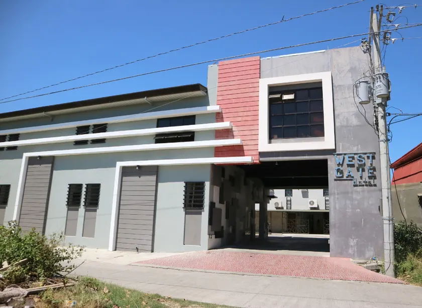 Westgate Hotel - Image 1