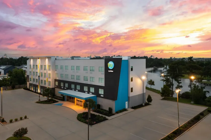 Tru By Hilton Lake Charles - Image 1
