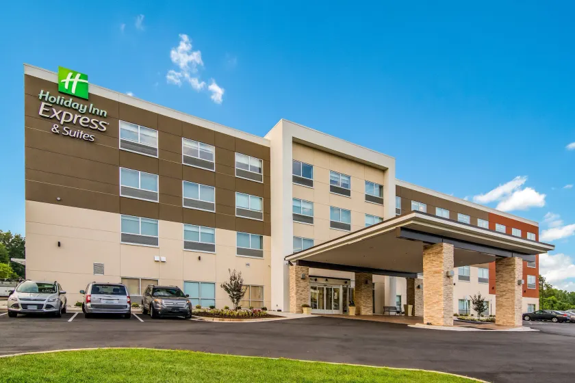 Holiday Inn Express & Suites - Asheboro by IHG - Image 1