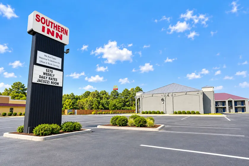 Southern Inn Manchester TN I 24 - Image 1