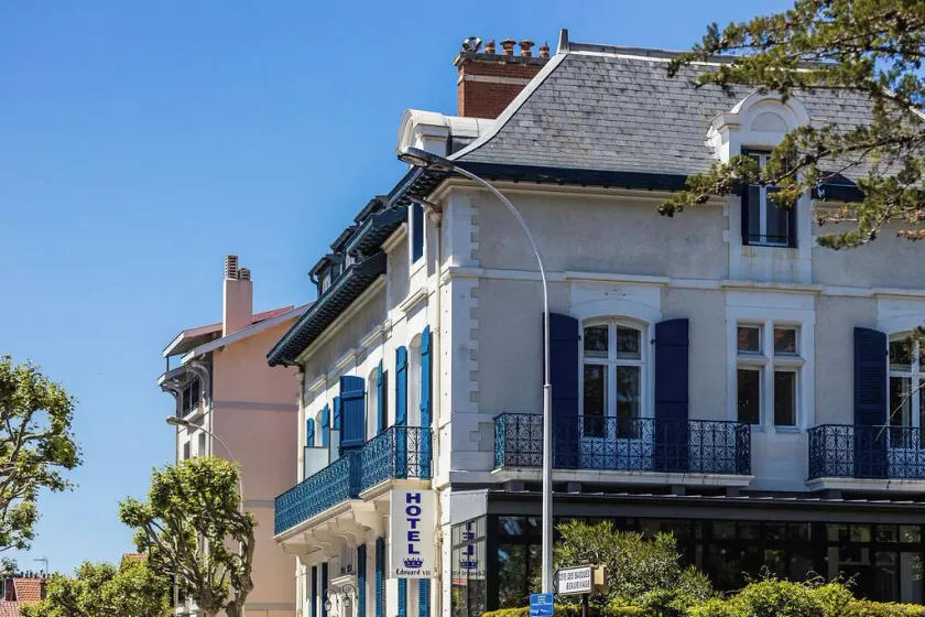 Hotel Edouard VII - Image 1