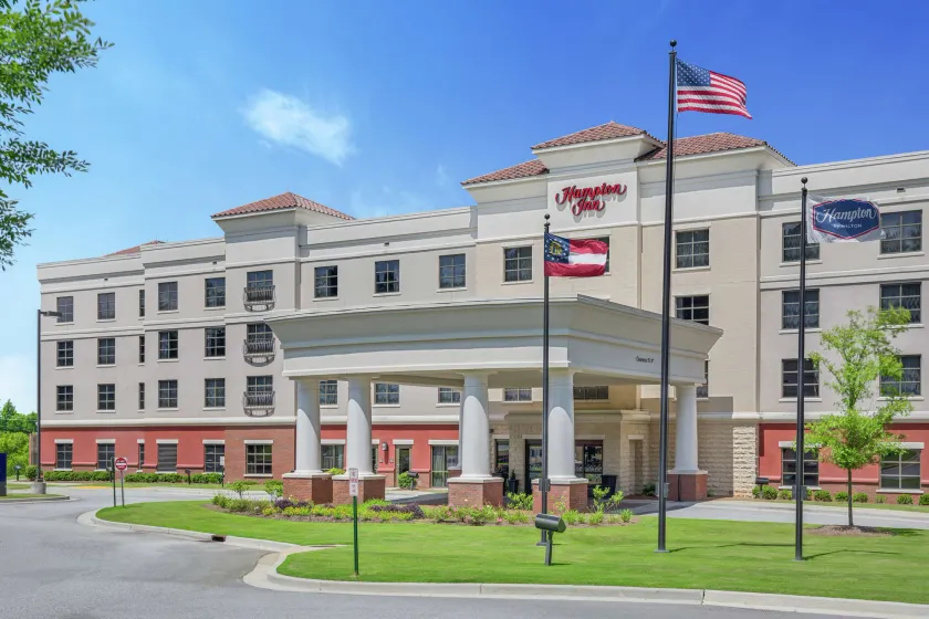 Hampton Inn by Hilton Columbus South Fort Benning - Image 1