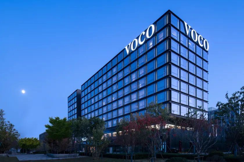 voco Hefei Binhu by IHG - Image 1