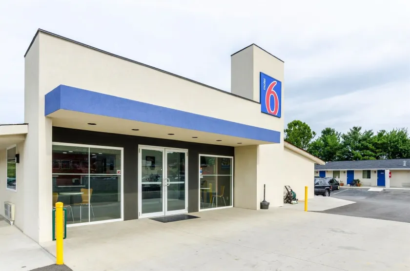Motel 6-Troutville, VA - Image 1
