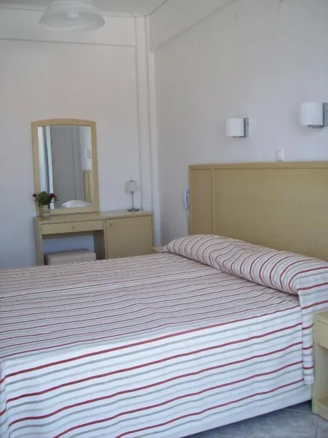 ADAMANTIA HOTEL - Chambre