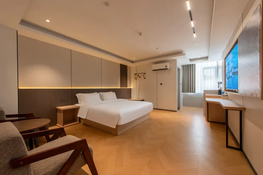 Huahang Hotel Guangzhou Baiyun International Airport - Image 1