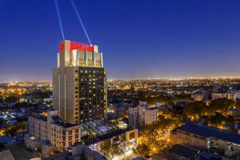 Sheraton Mendoza Hotel - Image 1