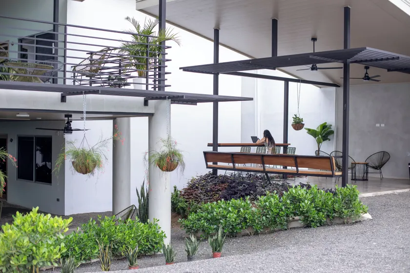 Nomad Living CR - Image 1