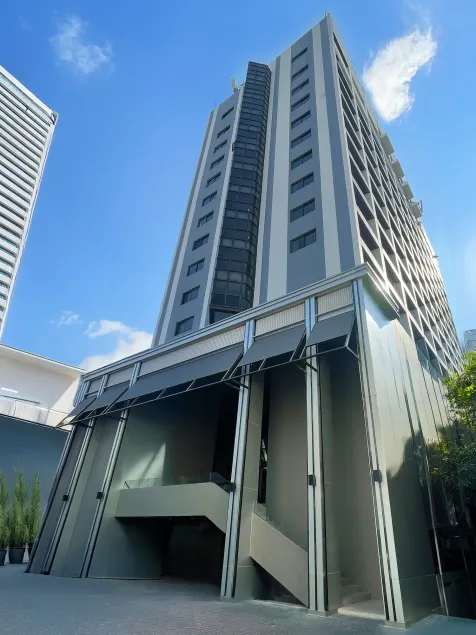 Pinnacle Lumpini Park Hotel - Image 1