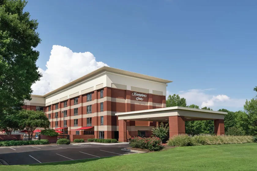 Hampton Inn Atlanta Stone Mountain - Image 1