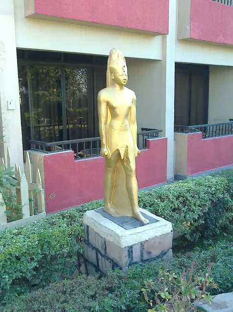 Luxor Hotel Armed Forces - Image 1