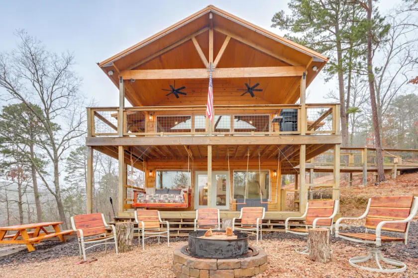 Cabin on Beaver Lake w/ Views & Furnished Deck! - Image 1