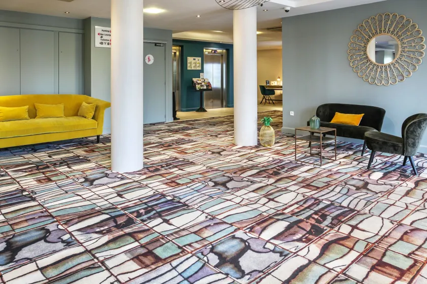 Quality Aparthotel Divonne - Portes de Geneve - Siddeområde i lobbyen