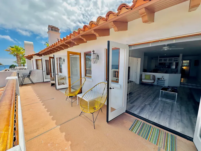 H1858 - Hamilton Cove Villa 18-58 - Image 1