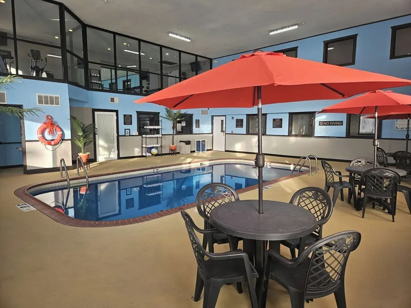 Riverview Inn & Suites, an Ascend Collection Hotel - Image 1