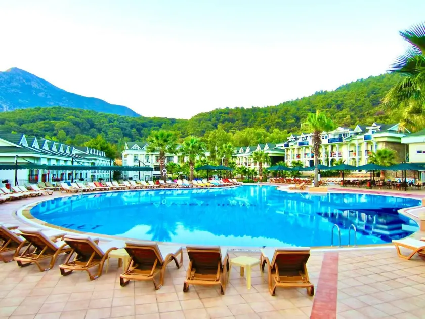 Green Forest Holiday Village - Image 1