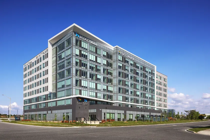 Hyatt House Mississauga / Airport Corp Center - Image 1