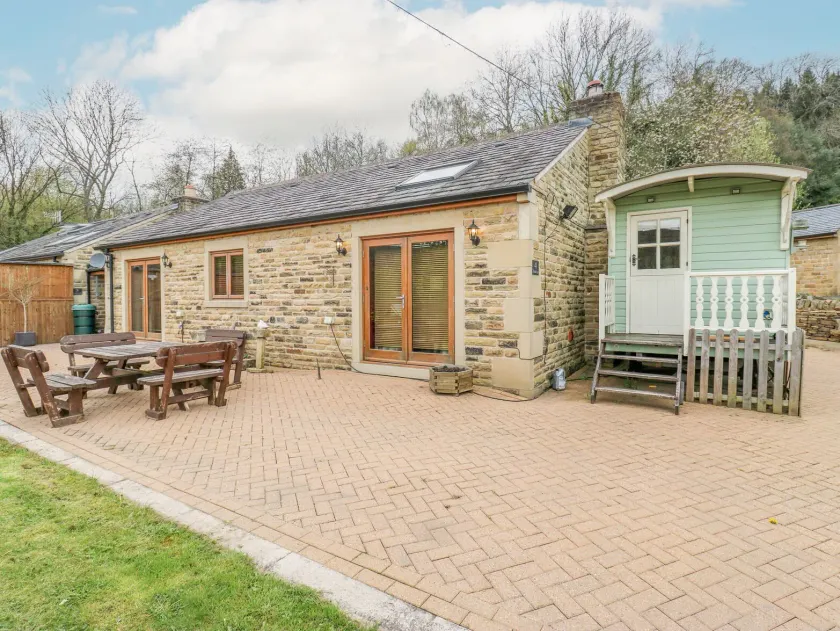 3 Pheasant Lane - Image 1