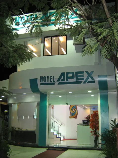 Hotel Apex - Image 1
