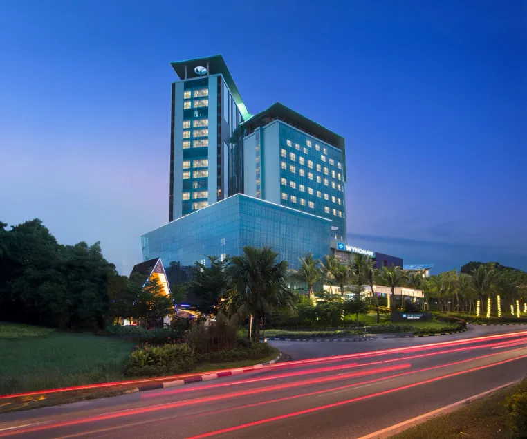Wyndham Panbil Batam - Image 1