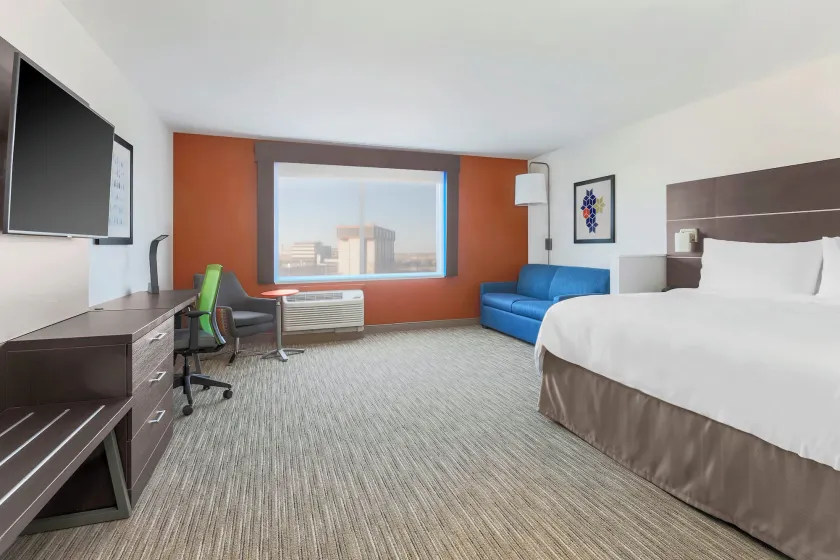 Holiday Inn Express & Suites Chicago O'Hare Airport by IHG - Image 1