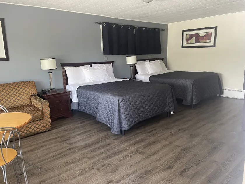 Nites Inn Motel - Image 1