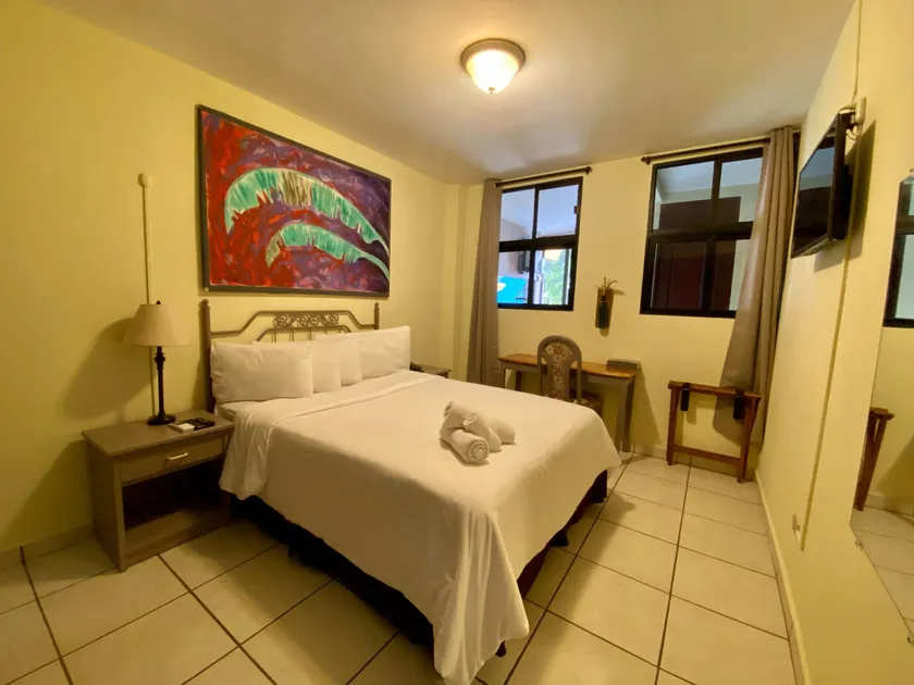 Morrison Hotel San Salvador - Image 1