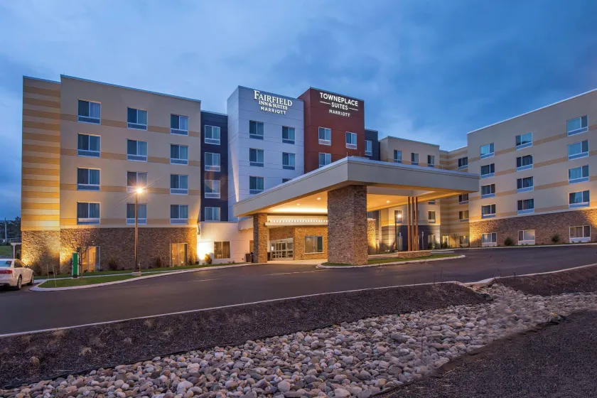 Fairfield Inn & Suites by Marriott Altoona - Image 1