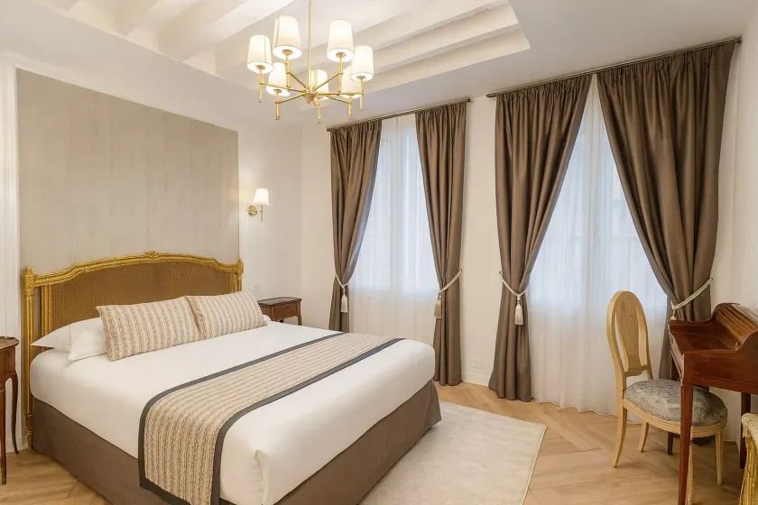 Hôtel Dandy Rouen - Image 1