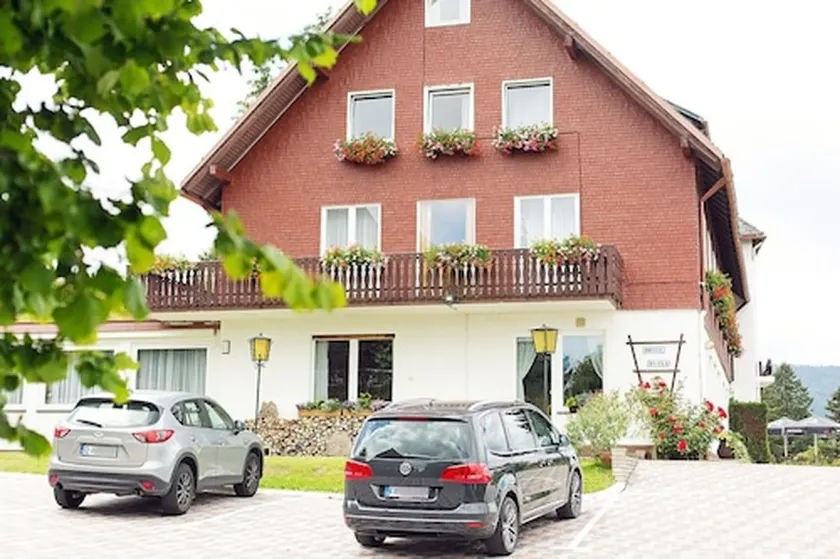 Hotel Diana - Image 1