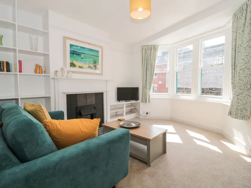Bluebell Apartment - Image 1