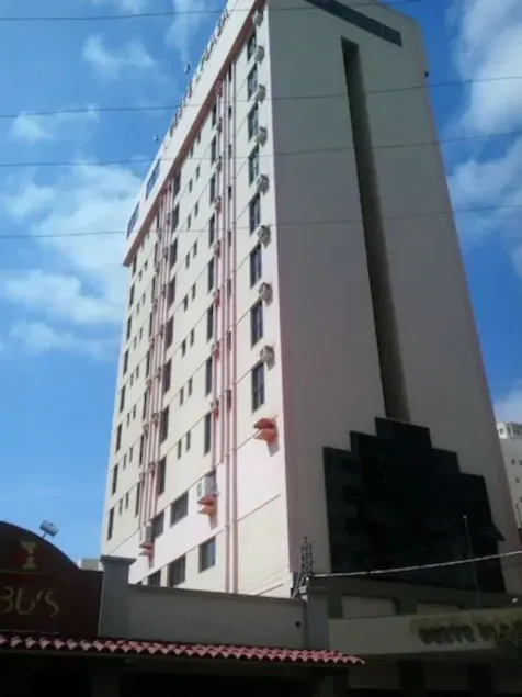 Oft Plaza Oeste Hotel - Image 1
