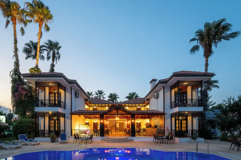 Palma Rosa Hotel - Image 1