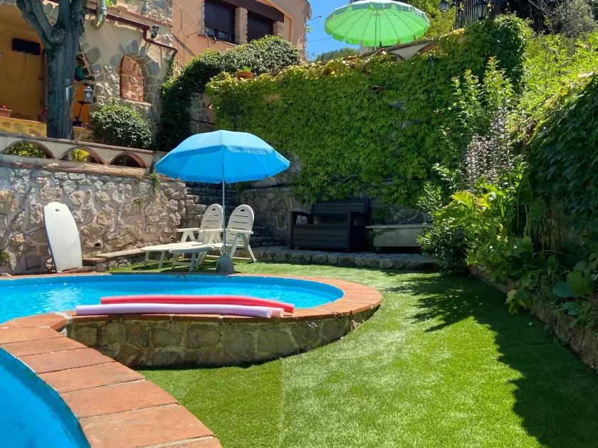 Room-private Loft With Pool & Independen - Image 1