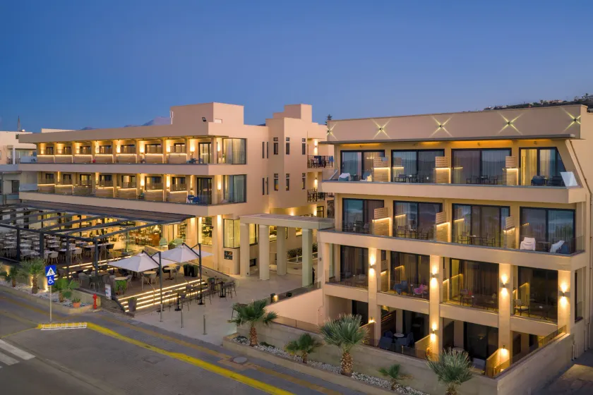 Atlantis Beach Hotel - Image 1