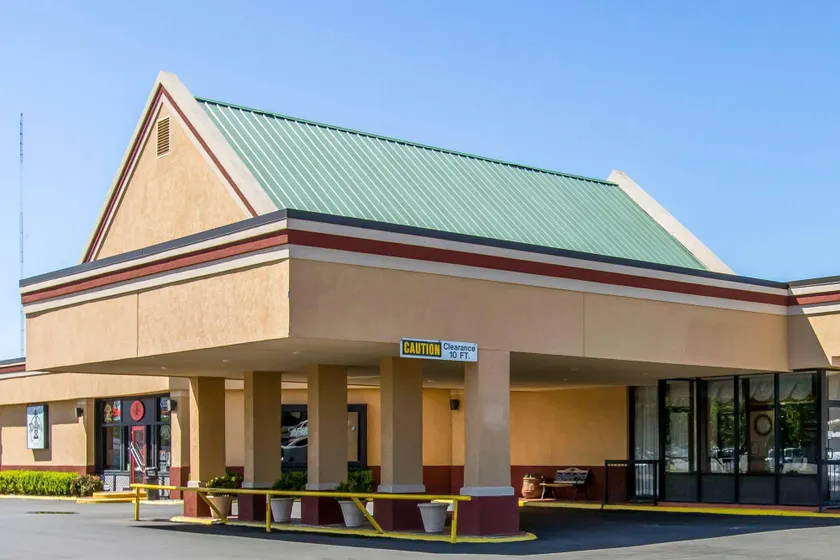Quality Inn Duncan HWY 81 - Image 1