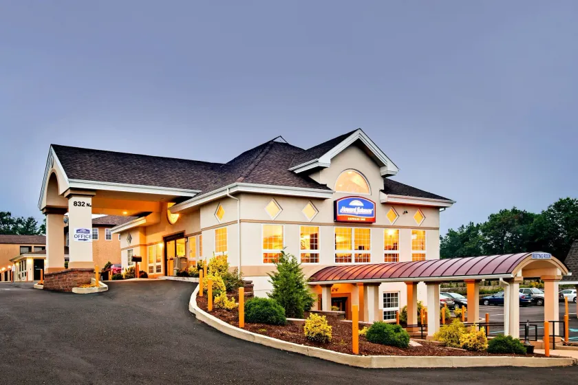 Howard Johnson by Wyndham Blackwood Near Philadelphia - Image 1
