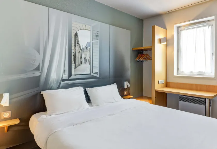 B&B HOTEL Dijon Les Portes du Sud - Image 1