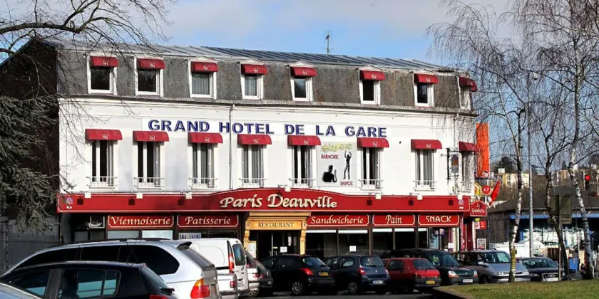 Grand Hotel De La Gare - Image 1